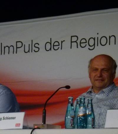 Voller Saal in der Pfungstdter Sport- und Kulturhalle - und viele Fragen an die Brgermeisterkandidaten