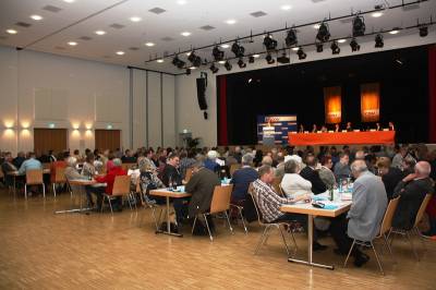 Die R�merhalle war im CDU-Design dekoriert.